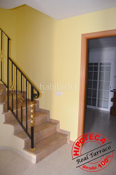 Foto 4ca8ceb5-b572-4570-86d3-5594ea76e8d3. Casa adossada amb aparcament piscina a Calafell poble Calafell