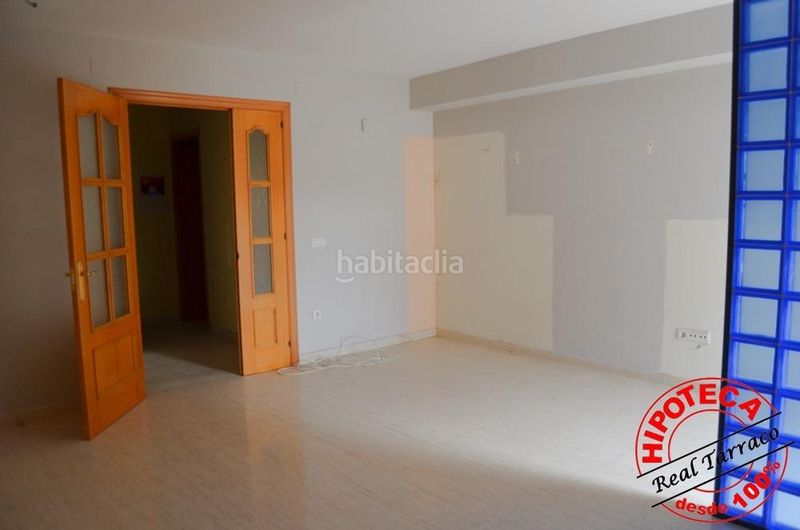 Foto 68f2b7cf-f373-4c39-9a49-902a0a551b5e. Casa adossada amb aparcament piscina a Calafell poble Calafell
