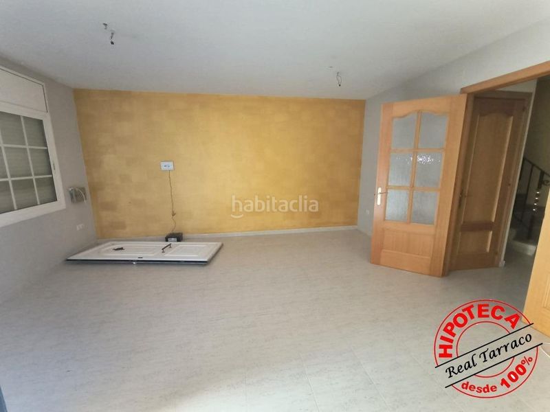 Foto a710c14d-1ceb-47df-8400-9b8e85225d19. Casa adossada amb aparcament piscina a Calafell poble Calafell