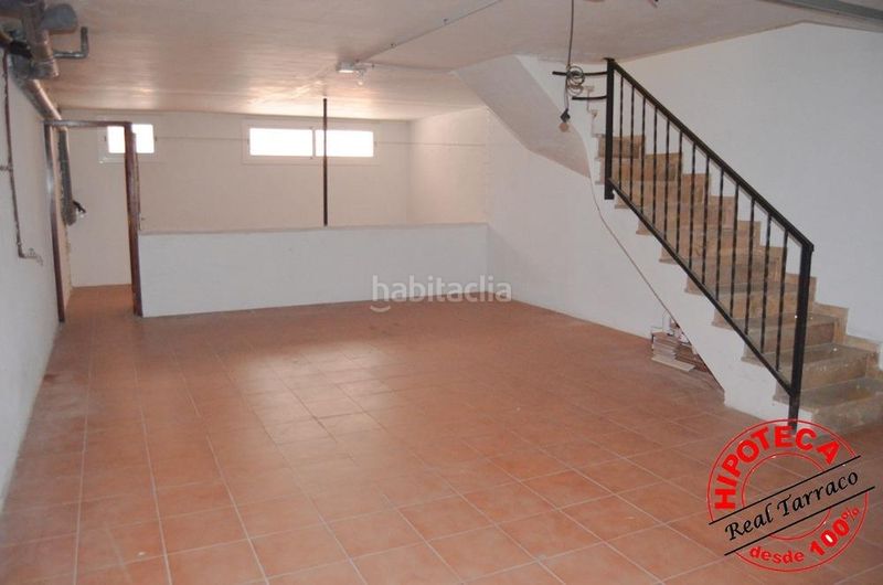 Foto c9ddde69-8e0e-4315-a5d6-a3a583c54ad1. Casa adossada amb aparcament piscina a Calafell poble Calafell