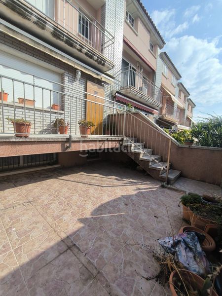 Foto d6e38384-6483-40d2-a1e5-7650119103b4. Casa adossada amb aparcament piscina a Calafell poble Calafell