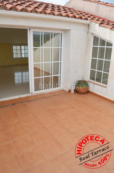 Foto d890e24c-f887-4b91-b1a3-3747b1bdc46e. Casa adossada amb aparcament piscina a Calafell poble Calafell