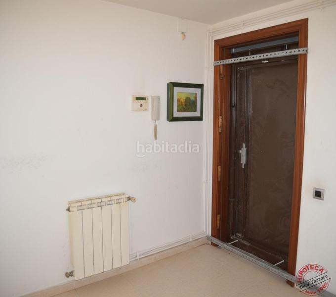 Foto 96d22ec2-6481-47d3-953b-235f9377bc9e. Etagenwohnung mit heizung in Ponent Reus