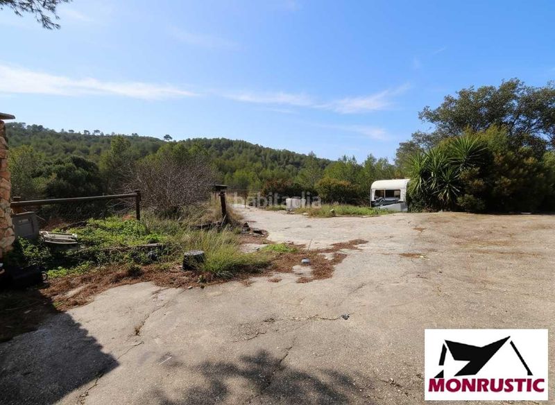 Foto 899e5136-794a-4aff-963f-f48892edc24e. Masia a Masllorenç