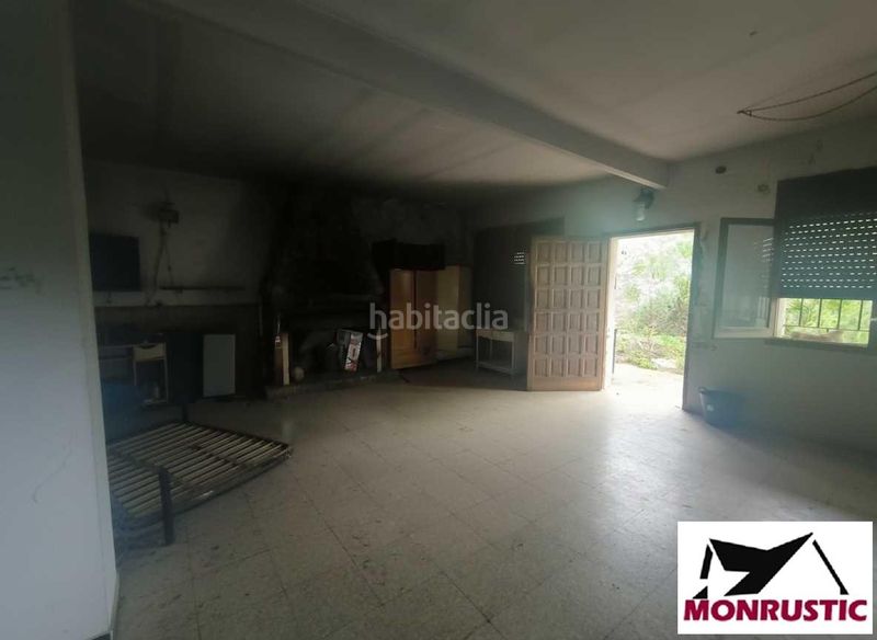 Foto b631d292-23ee-41fe-b219-3b92089da730. Masia a Masllorenç