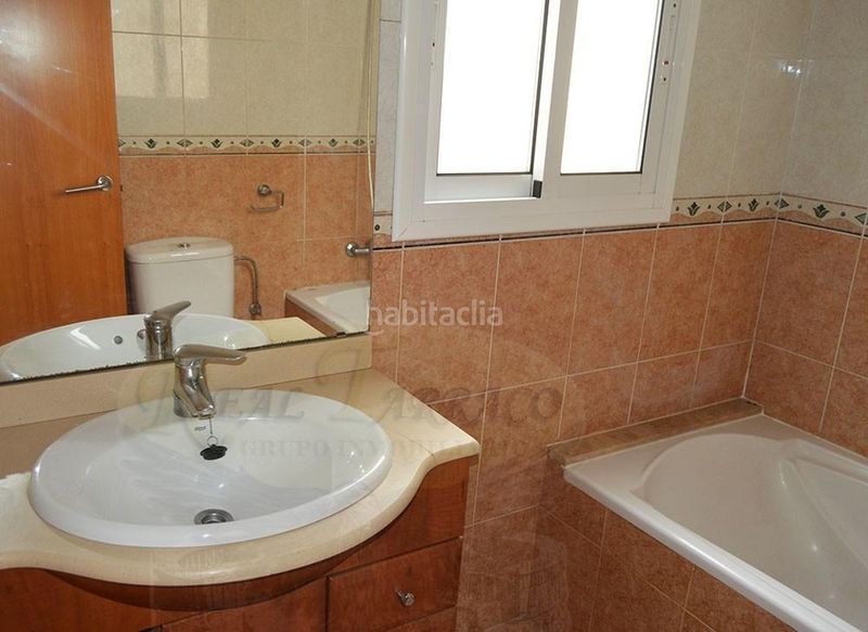 Foto 46ecf376-0fb5-4b90-a8a3-599fd63c9ce1. Pis a Centre Reus