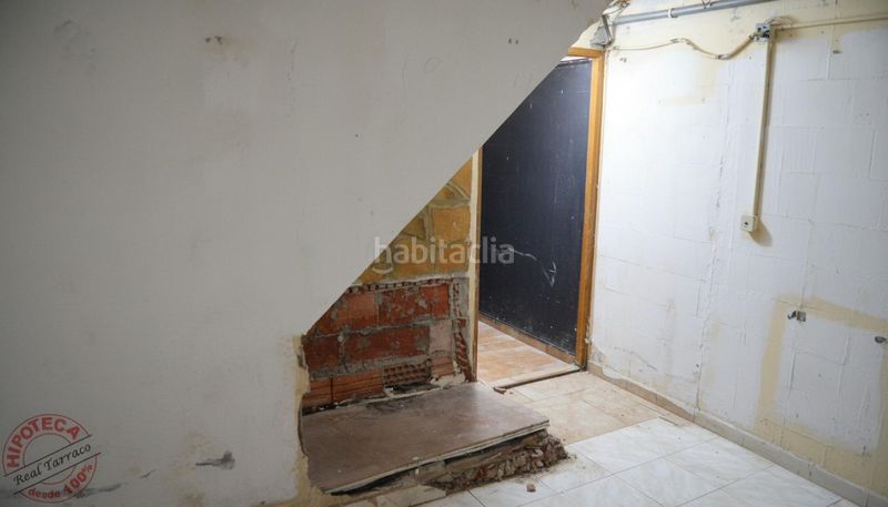 Foto eeca920f-0e70-4f80-8c7e-cd0280b19a0a. Casa adossada amb aparcament a Creixell