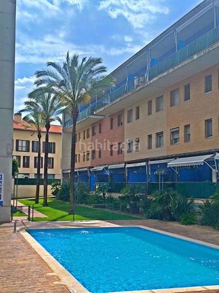 Foto 3739b323-c9d9-4854-ba9d-3ad2f21cb31d. Àtic amb aparcament piscina a Vila-seca poble Vila-seca