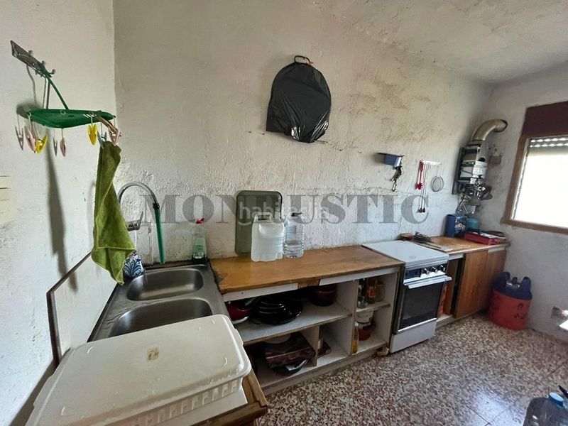 Foto a93028e0-a03c-4ff1-a845-bef64f67da8b. Masia amb piscina a Querol