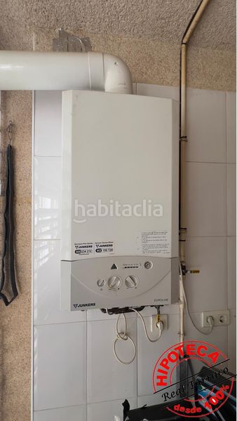 Foto ebfb2485-4f80-4604-aba3-2da83b1915a1. Pis amb calefacció aparcament a Valls
