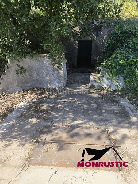 Foto bed9d673-f09d-4a7b-94f1-0a7863cfc1f5. Finca rústica a Selva del Camp (La)