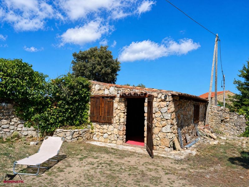 Foto 598dc088-54b8-494b-907f-0d02fcb59490. Casa amb aparcament a Montblanc
