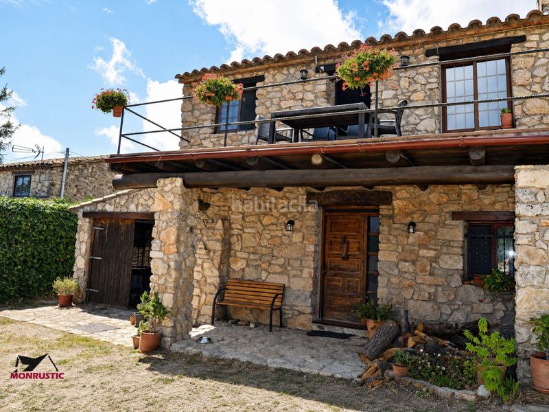 Foto ac7ff9ff-a6f9-4869-a3e1-b48ffab5b9c4. Casa amb aparcament a Montblanc