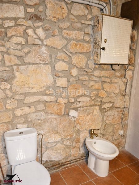 Foto b733a3f3-76a4-45e5-b30b-0737ce77d170. Casa amb aparcament a Montblanc