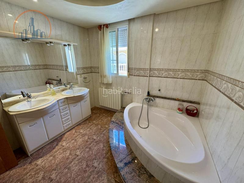 Foto 200b4b4f-b0fa-49f9-8409-20457af28702. Chalet con riscaldamento parcheggio in Los Nietos Cartagena