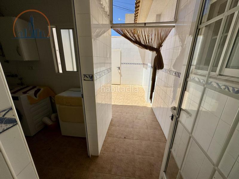 Foto ad8cca18-95bf-49c6-b365-805f5b25e9fc. Chalet con riscaldamento parcheggio in Los Nietos Cartagena