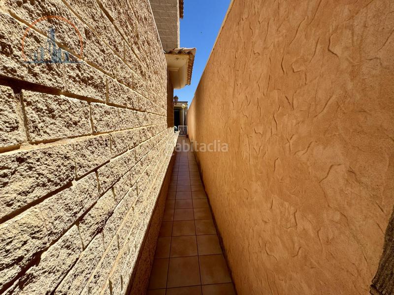 Foto f24be506-24cd-4c94-a13c-92d4baaf6367. Chalet con riscaldamento parcheggio in Los Nietos Cartagena