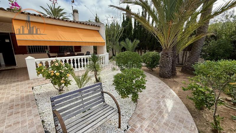 Foto 87ec7806-9624-4815-ad2a-37b16b1cc234. Chalet with parking pool in Playa del Galán Manga del Mar Menor (La)