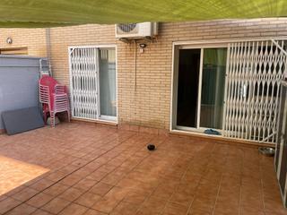 Apartament a Vandellòs i l´Hospitalet de l´Infant. Apartamento de vpo con gran terraza en planta baja  centro de lh