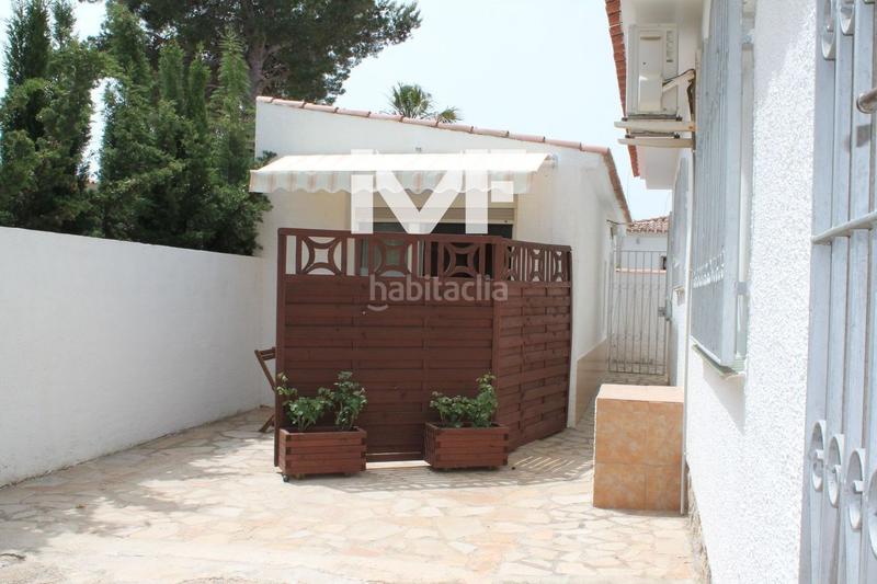 Foto 271b32d4-83b0-4856-9e3c-5d7c9b99b47c. Apartament amb piscina a Centre Miami Platja