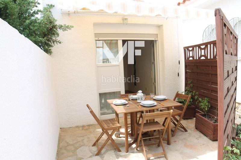 Foto 3bbe7b47-8c3d-4589-9090-98198453dec9. Apartament amb piscina a Centre Miami Platja