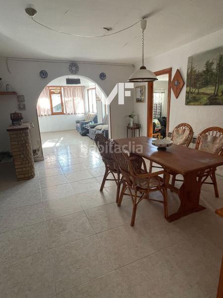 Foto 8e2ccb1f-dc6f-48f6-9aea-0a260bd55678. Casa  en venta en Centre Miami Platja