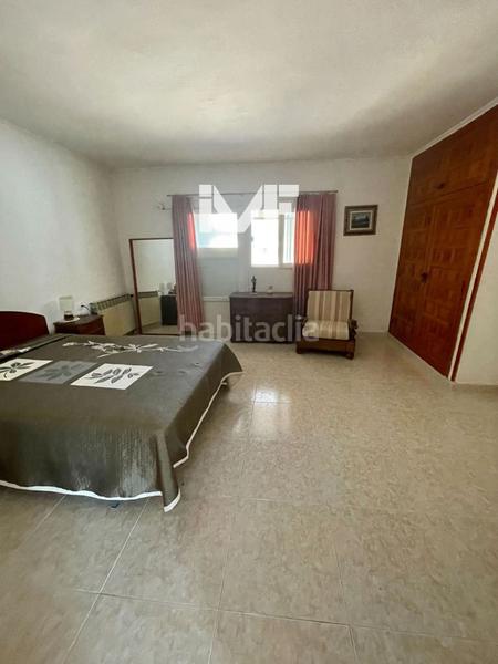 Foto b56b0295-19e7-43aa-b0eb-10631dedfb2e. Casa  en venta en Centre Miami Platja