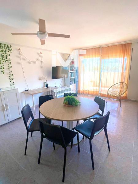 Foto 0c0ba032-c001-4026-a348-349a13418ef6. Apartament amb aparcament piscina a Passeig Marítim Miami Platja