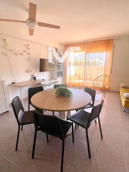 Foto d5a37d2b-099b-43ef-a660-fe653c2db94f. Apartament amb aparcament piscina a Passeig Marítim Miami Platja