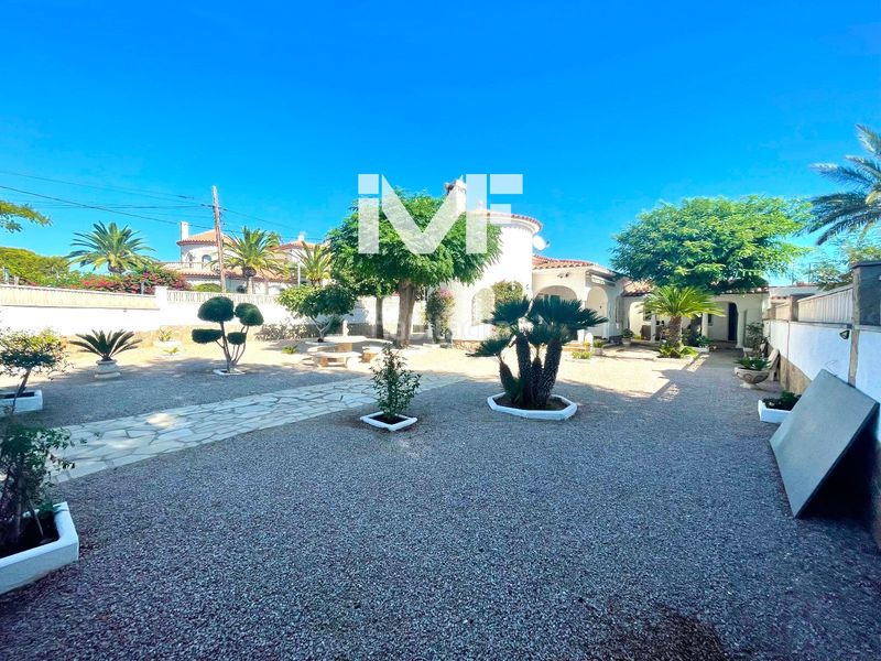 Foto 18ac1864-a88c-491d-bcd8-7ac49648d1ba. Xalet a Centre Miami Platja