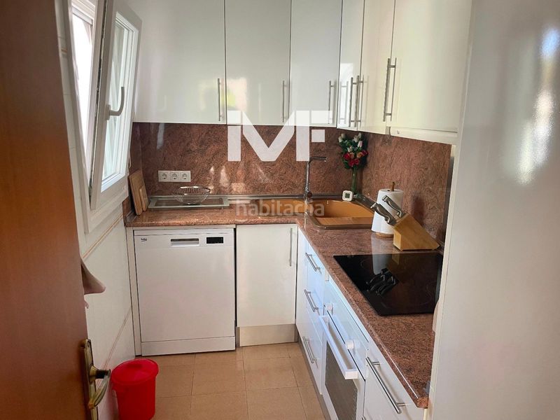 Foto 2607900d-590a-4c86-9bd0-98dd75756fec. Xalet a Centre Miami Platja