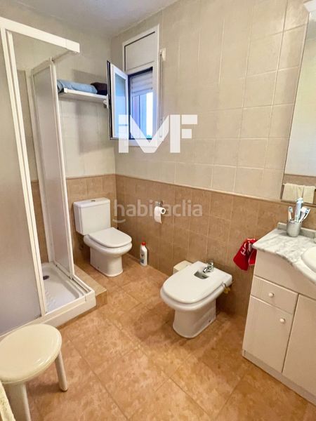 Foto aa1d6818-188a-4a21-9741-c6e32abe3243. Xalet amb piscina a Centre Miami Platja