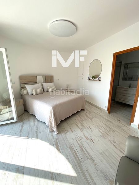 Foto 06c45c1f-bc0a-4b78-ae1e-b251b5f72f0f. Xalet amb aparcament piscina a Centre Miami Platja