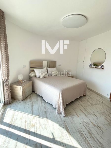 Foto 8d87a5fc-6101-40a0-8e78-e70f54d18be3. Xalet amb aparcament piscina a Centre Miami Platja