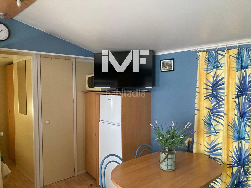 Foto 5ae6a094-5d17-4819-9db4-a80b42e9e4ca. Casa amb piscina a Passeig Marítim Miami Platja