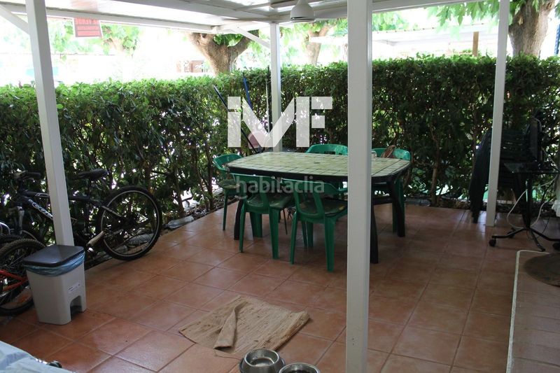 Foto 9fa9fc52-7df1-42b4-832f-de7a2176e741. Casa amb piscina a Passeig Marítim Miami Platja