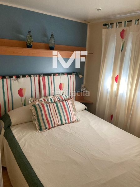 Foto cd324a3e-7f35-4e68-a69e-bf71fea6fe27. Casa amb piscina a Passeig Marítim Miami Platja