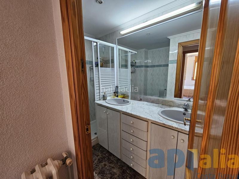 Foto 9b3ae8ea-8b22-43d9-86e8-b09ca0dd47c8. Casa aparellada amb xemeneia aparcament a Sant Joan - Vilarromà Palamós