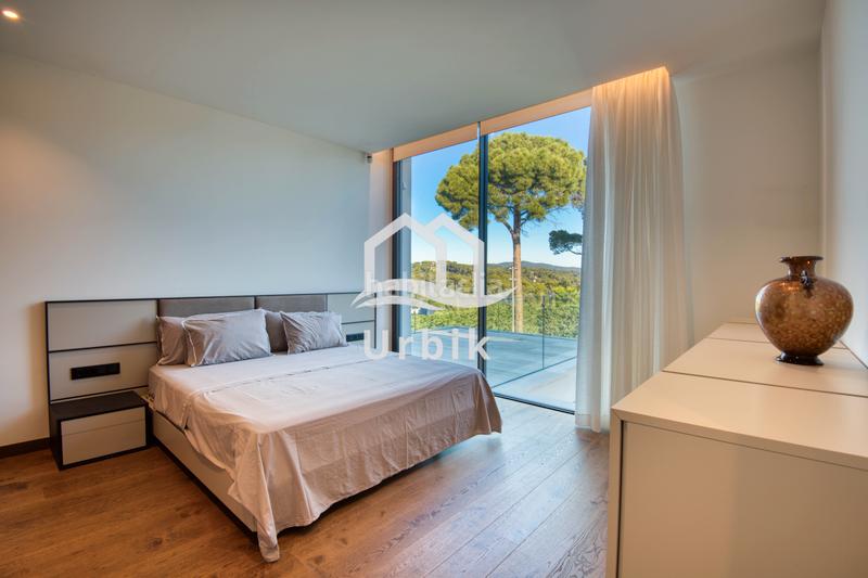 Foto 54336366-8621-4874-953d-2d14c9a233da. Chalet avec cheminée chauffage parking piscine dans Platja d´Aro