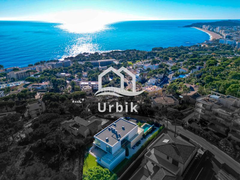 Foto 84822671-ec94-4482-9463-7d3783f5bbd4. Chalet avec cheminée chauffage parking piscine dans Platja d´Aro