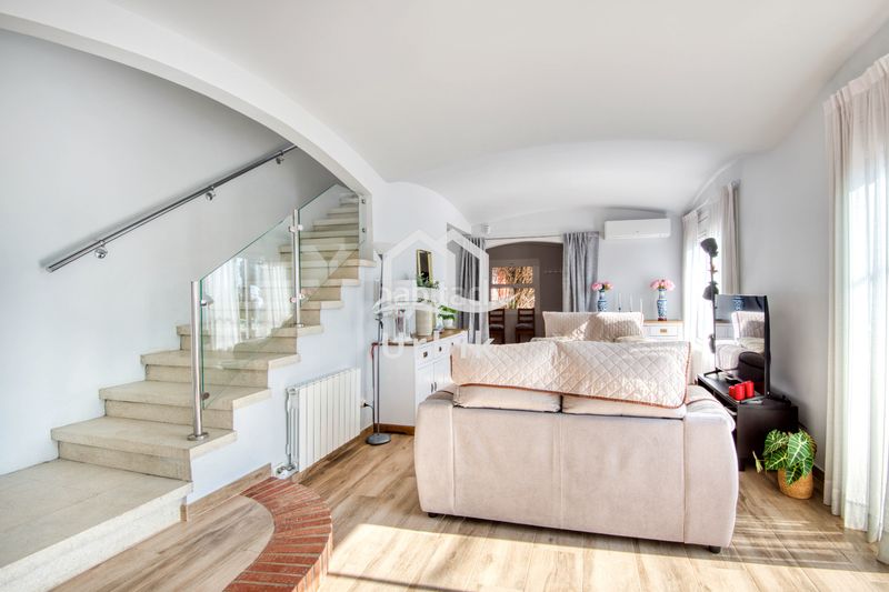 Foto 8c7c2a8e-870e-4131-9139-e9fdeccff787. Xalet amb xemeneia calefacció aparcament piscina a Platja d´Aro