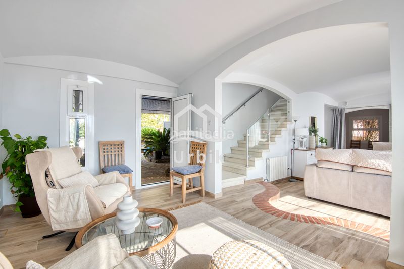 Foto 93afa9dd-867e-433e-9c2a-a81ecd903807. Xalet amb xemeneia calefacció aparcament piscina a Platja d´Aro