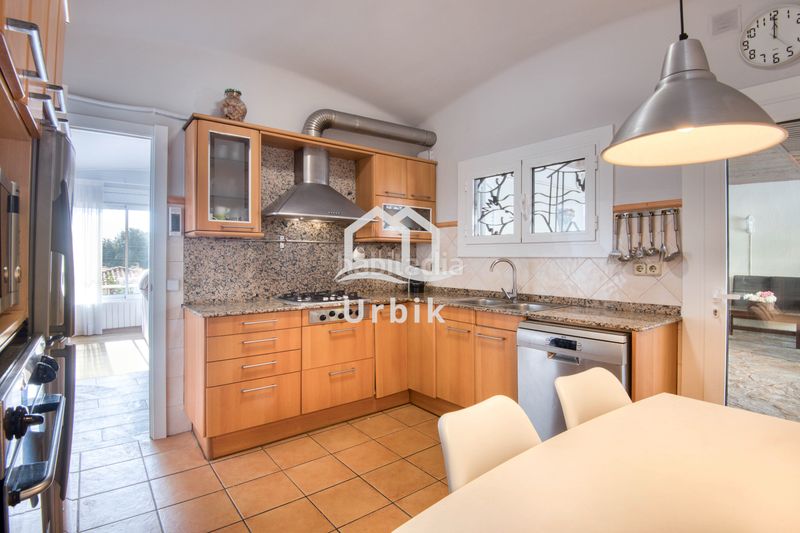 Foto a183d5a7-9ce2-4efb-8b5b-5ce7634c2857. Xalet amb xemeneia calefacció aparcament piscina a Platja d´Aro