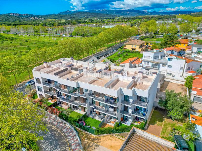 Foto c9cebaa1-2ca5-492c-a24d-39899d55fc3d. Ático  con terraza y solárium privado. en Fenals Platja d´Aro