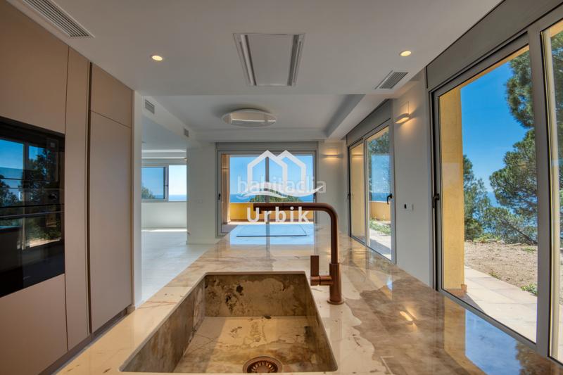 Foto 0b1e6bad-5ab8-48ac-93c6-e73e798c9557. Chalet mit heizung parking pool in Puntabrava-Port Salvi Sant Feliu de Guíxols