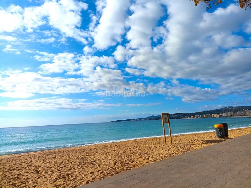 Foto d07b1878-9019-45c5-b7c1-8674c196ab7c. Àtic amb calefacció a Avinguda Catalunya Palamós