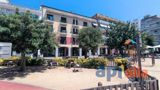 Dúplex a Plaça de la llibertat 10. A dos pasos del mar