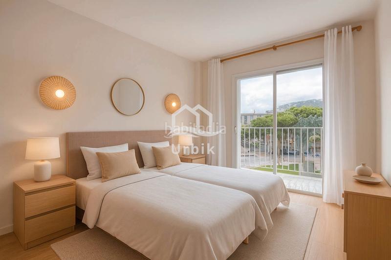 Foto 265bb2f5-2460-4d3c-b99c-c68617b3cc55. Apartamento en carrer doctor fleming 13 en pleno centro con dos terrazas en Platja d´Aro