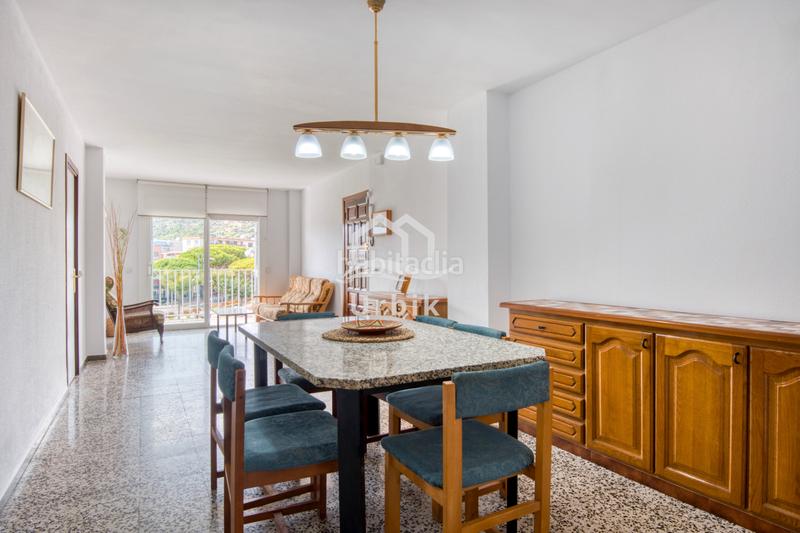 Foto 95d2a5d5-a626-4c9c-9b0b-f07ecdbe1936. Apartamento en carrer doctor fleming 13 en pleno centro con dos terrazas en Platja d´Aro