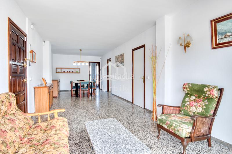 Foto f2385e39-bcb5-4ad1-b327-4c4723c2dcce. Apartamento en carrer doctor fleming 13 en pleno centro con dos terrazas en Platja d´Aro